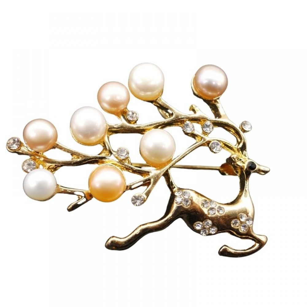 Sika deer pearl brooch