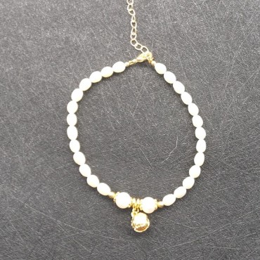 rice shape pearl beads small bell bracelet