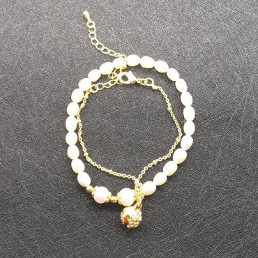 small bell pearl bracelet