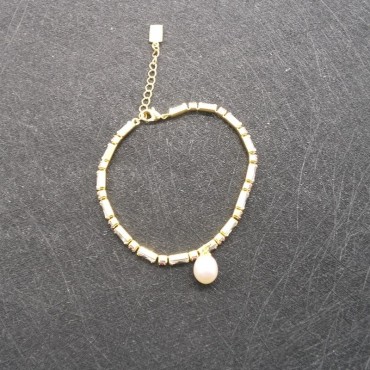Fashion Pearl Charm Zircon Bracelet