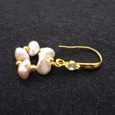 Baroque Floral Pearl Stud Earring
