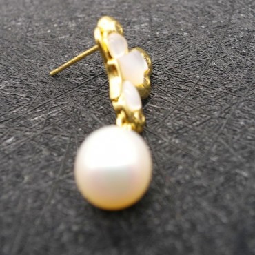 AB Type Pearl shell Butterfly Pearl Stud Earring