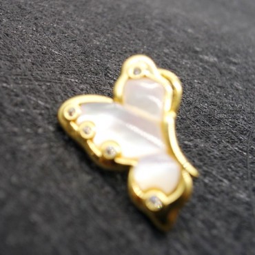 AB Type Pearl shell Butterfly Pearl Stud Earring