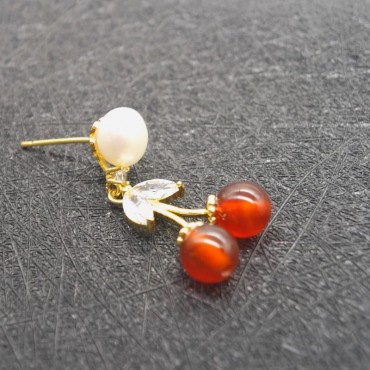 Cherry Agate Pearl Stud Earring
