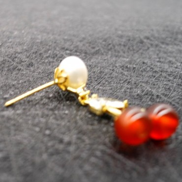 Cherry Agate Pearl Stud Earring