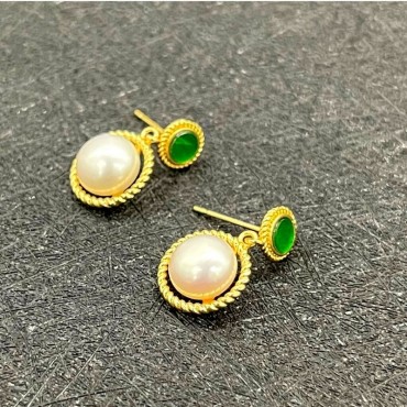 Green Cubic Zircon Pearl Stud Earring