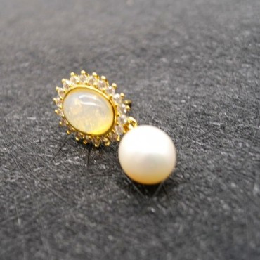 Sunflower Design Opal Pearl Stud Earring
