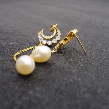 Moon Star Long Tassels Pearl Stud Earring