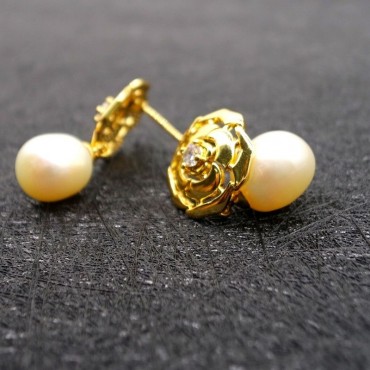 Gold Hollow Art Flower Stud Earring