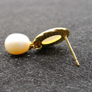 Retro Opal Pearl Stud Earring