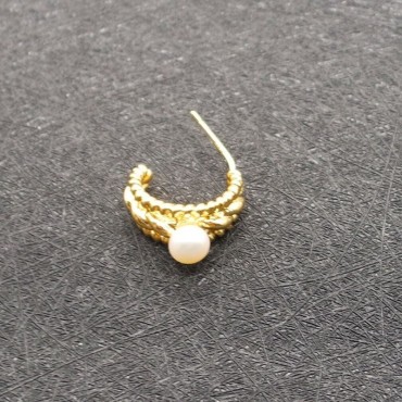 Letter C Braided Pearl Stud Earring