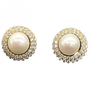 Micro Insert Circled Design Pearl Stud Earring