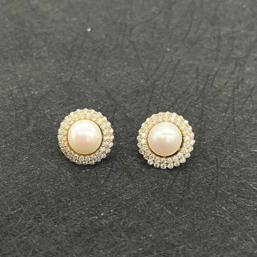 Micro Insert Circled Design Pearl Stud Earring