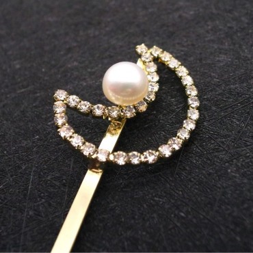 moon shape pearl Hair Clip