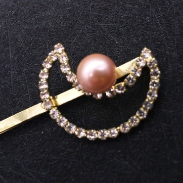 moon shape pearl Hair Clip