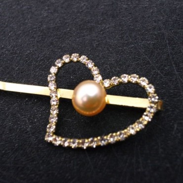 love shape pearl Hair Clip
