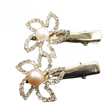 Small flower pearl hair clip