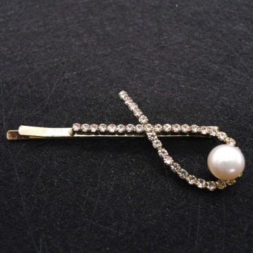 Cross Pearl Hair Clip
