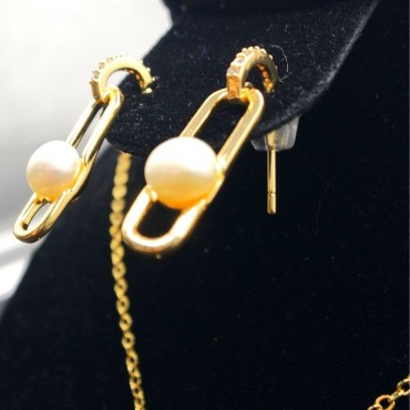 chain item pearl stud earring Necklace Set