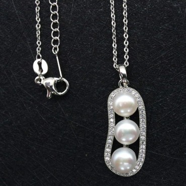 Silver Pea Pearl Pendant Necklace