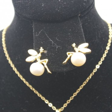 Fairy Design Pearl shell Pendant Necklace