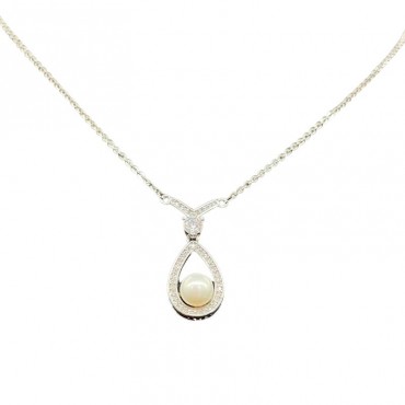 Silver Drop Shape Design Pearl Pendant Necklace