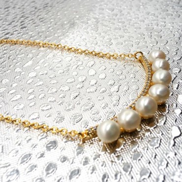 Smile Pearl Pendant Necklace