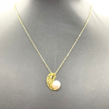 Hollow Art Note Design Pearl Pendant Necklace