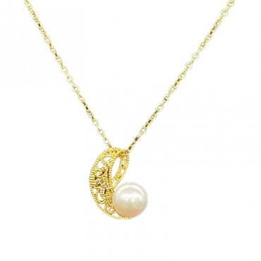 Hollow Art Note Design Pearl Pendant Necklace