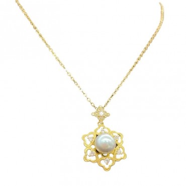 Hollow Snowflake Shape Design Seawater Pearl Pendant Necklace