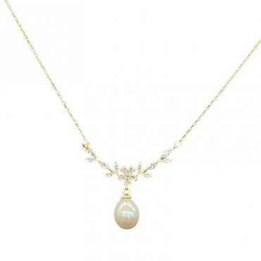 Floral Leaf Shape Design Pearl Pendant Necklace